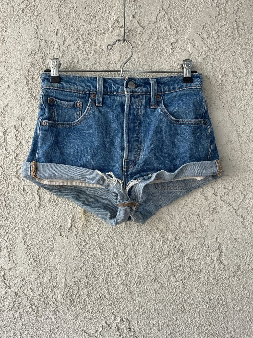 Levi's 501 Button Fly Cut Off Denim Shorts Medium Wash 100% Cotton Size 25